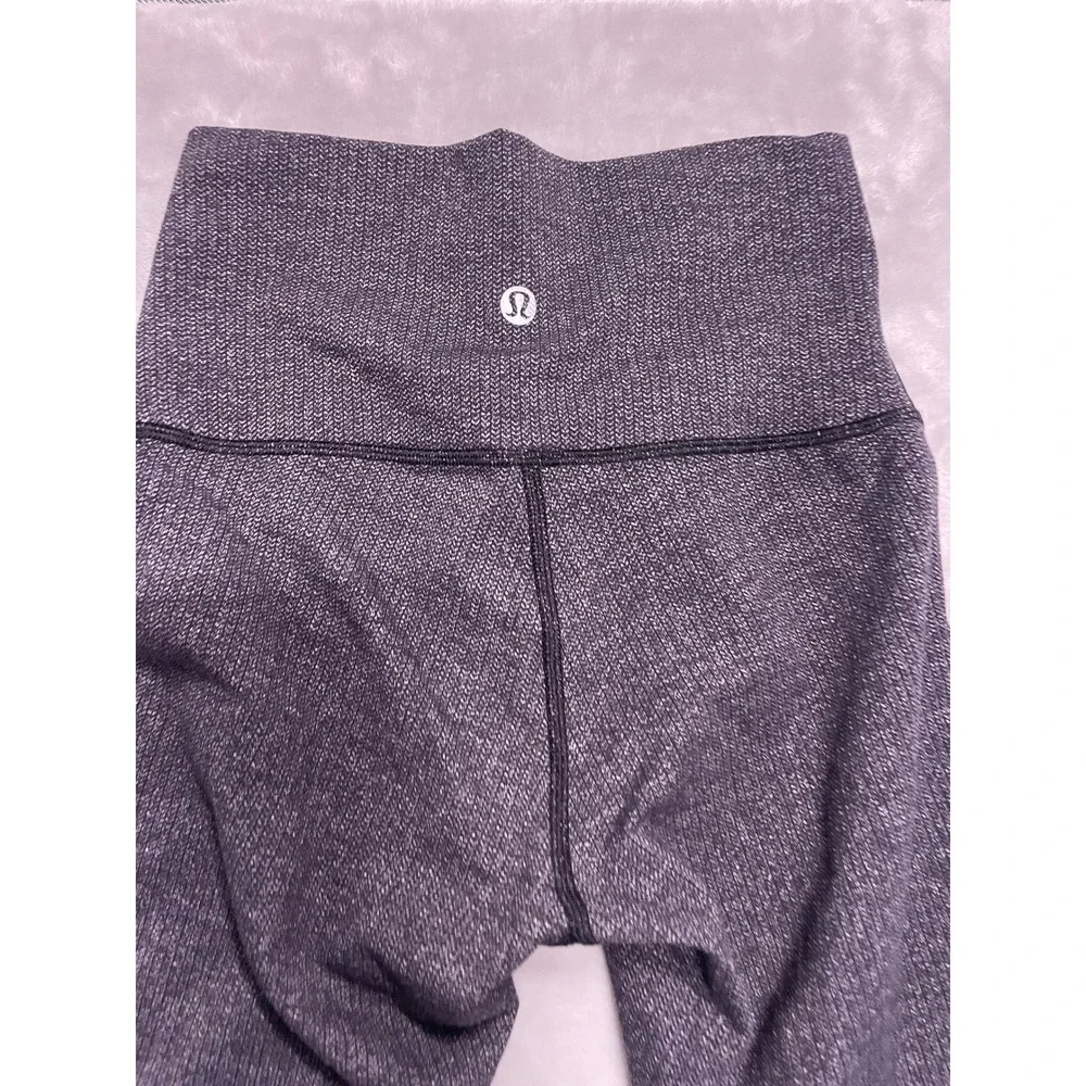 Lululemon High Rise Herringbone Leggings Black White Yoga Pants Womens Size 2